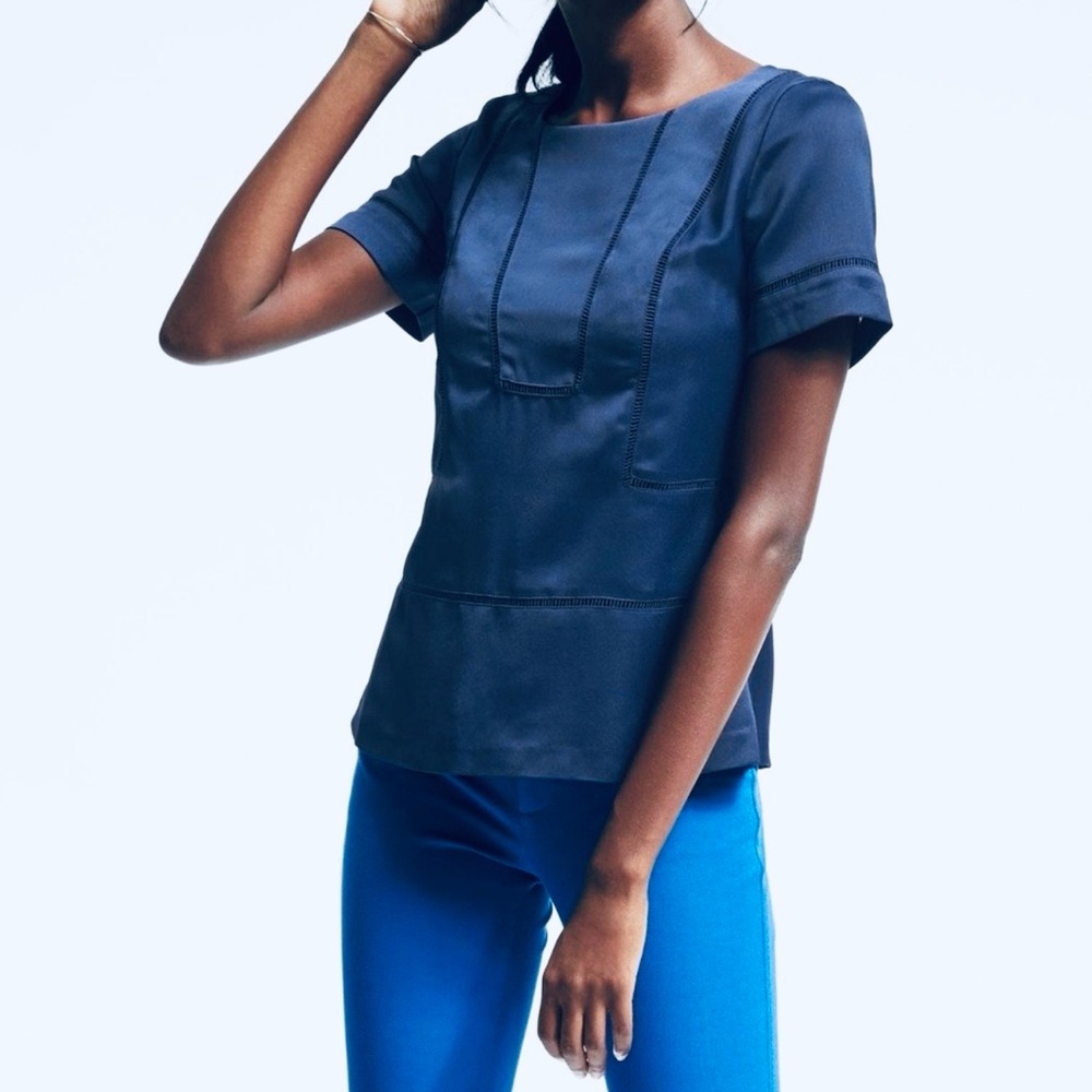 NWT Banana Republic Short-Sleeve Ladder-Lace Top, Navy Size L